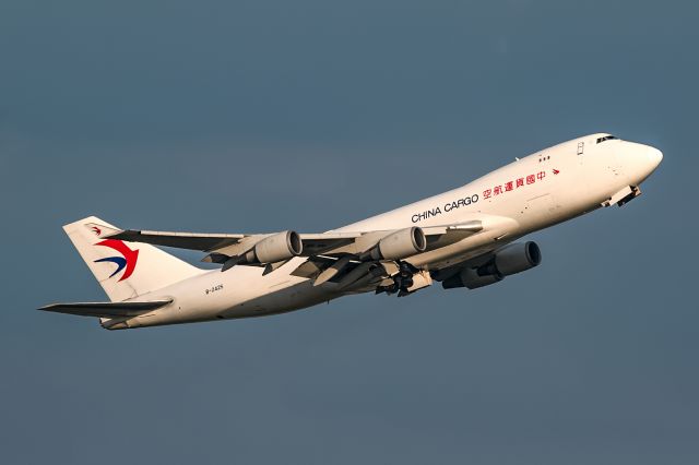 Boeing 747-400 (B-2425)