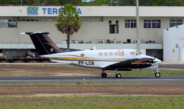 Beechcraft Super King Air 200 (PP-LCB)