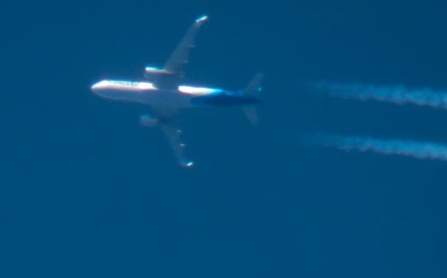 Airbus A320 (N281VA)