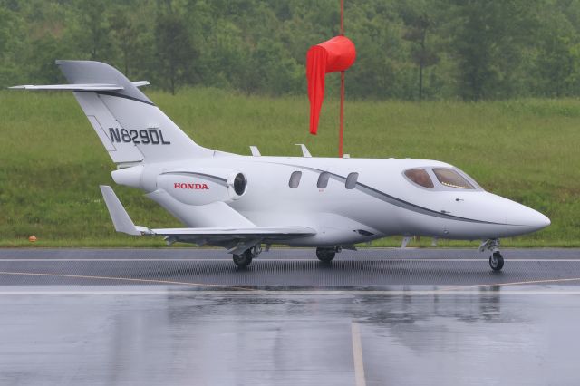 Honda HondaJet (N829DL)