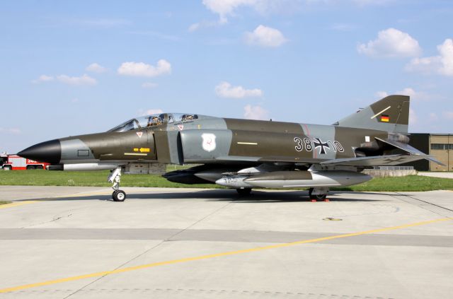 McDonnell Douglas F-4 Phantom 2 (GAF3810) - Spotterday 2013