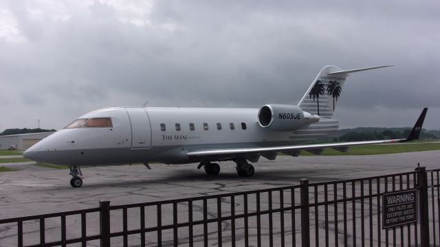 Canadair Challenger (N605JE)