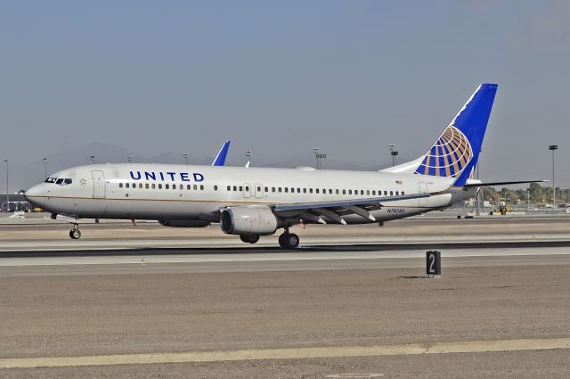 Boeing 737-800 (N78285) - N78285 United Airlines 2004 Boeing   737-824 - cn 33452 / ln 1540 - Las Vegas - McCarran International (LAS / KLAS)br /USA - Nevada, October 28, 2013br /Photo: Tomás Del Coro