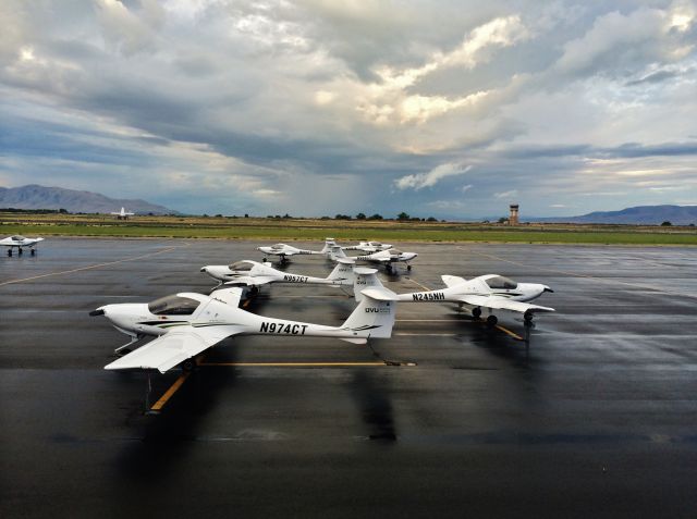 Diamond DA-20 — - Utah Valley University Flight Training Facility