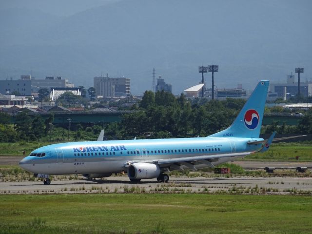 Boeing 737-800 (HL8245)