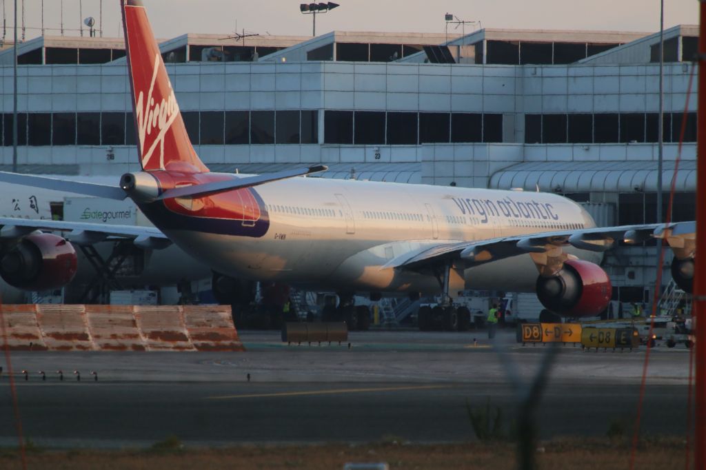 Airbus A340-600 (G-VWIN)