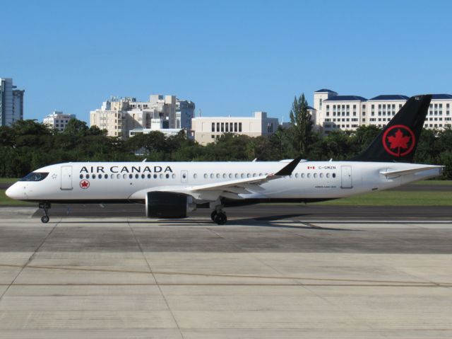 Airbus A220-300 (C-GMZN)