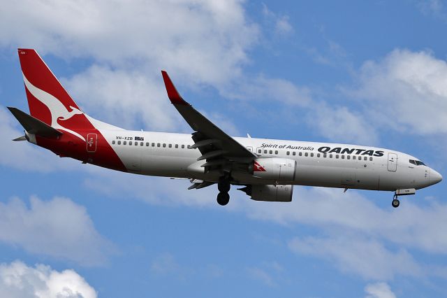 Boeing 737-800 (VH-XZB) - on 26 November 2017