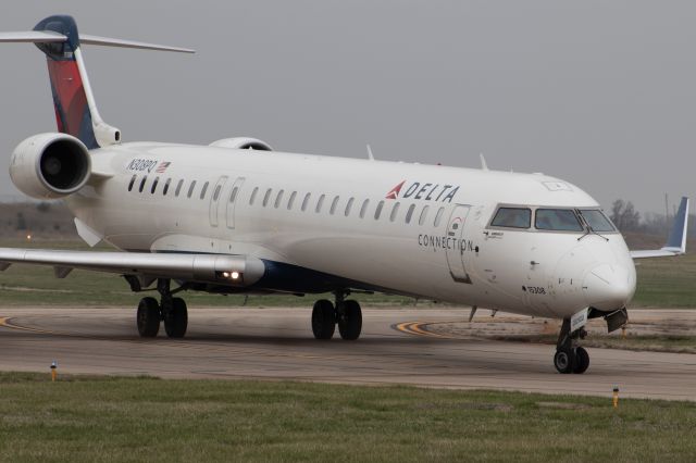 Canadair Regional Jet CRJ-900 (N308PQ)