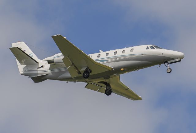 Cessna Citation Excel/XLS (N865JS) - Runway 02L approach @KDPA.