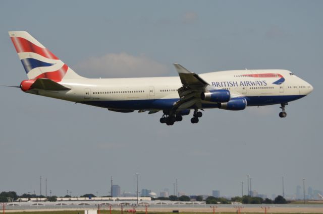 Boeing 747-200 (G-CIVN) - Landing DFW from LHR(London Heathrow) 04/28/2013