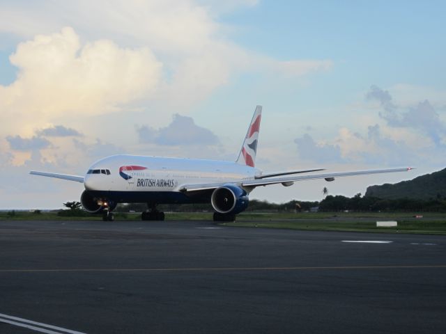 Boeing 777-200 (G-VIIX)