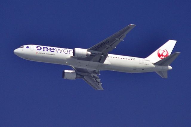 BOEING 767-300 (JA8980) - One World