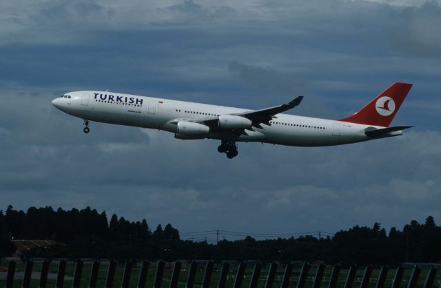 Airbus A340-300 (TC-JDM) - Short Final at Narita Intl Airport Rwy16R on 1997/08/05