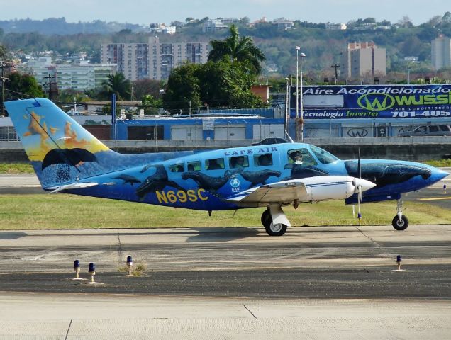 Cessna 402 (N69SC)