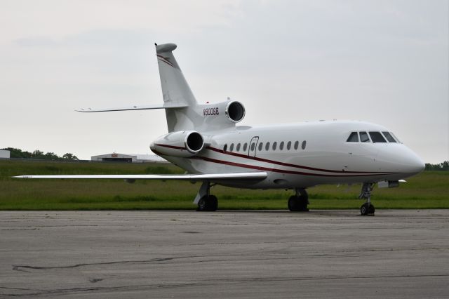 Dassault Falcon 900 (N900SB)