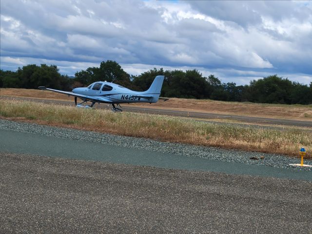 Cirrus SR-22 (N415PW)