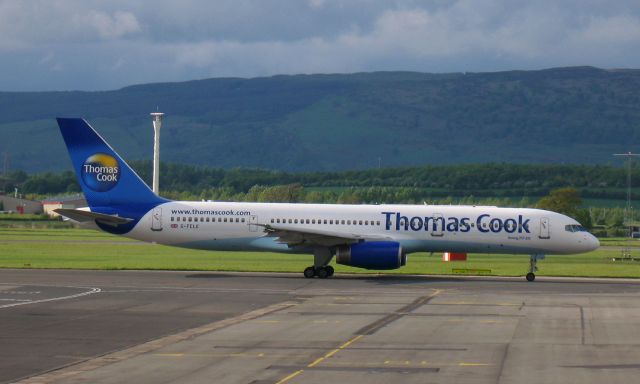 Boeing 757-200 (G-FCLE) - Thomas Cook Airlines Boeing 757-28A G-FCLE in Glasgow International