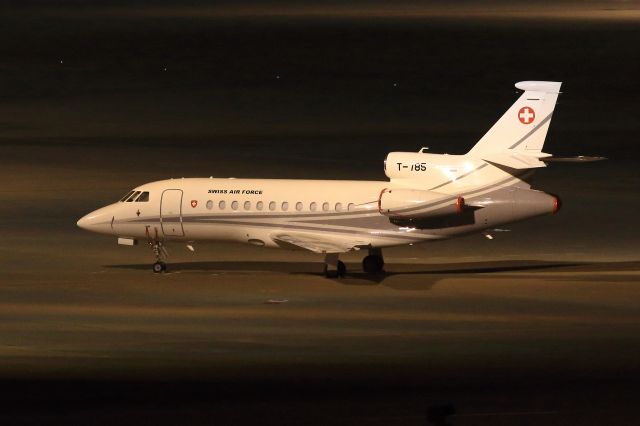 Dassault Falcon 900 (T785)