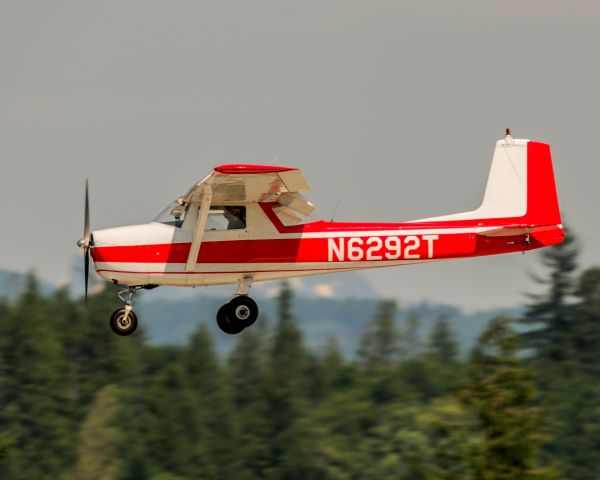 Cessna Commuter (N6292T)