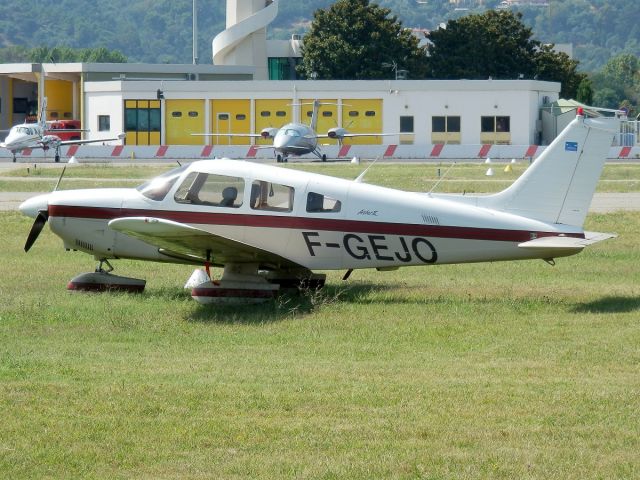 Piper Cherokee (F-GEJO)