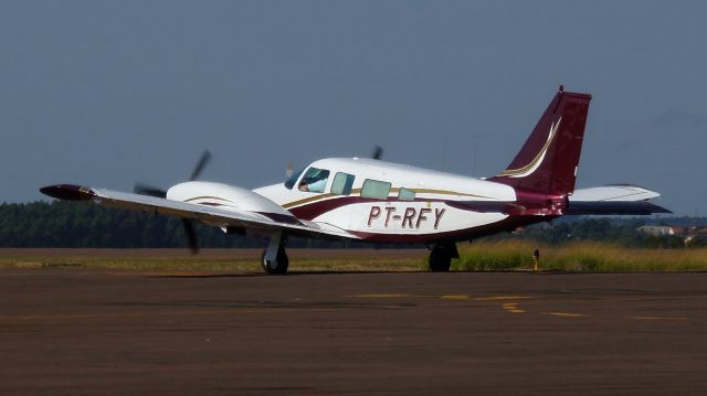 Piper Seneca (PT-RFY)