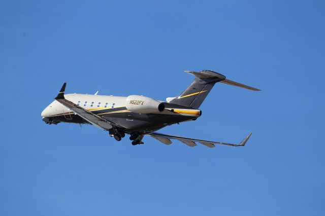 Bombardier Challenger 300 (N522FX)