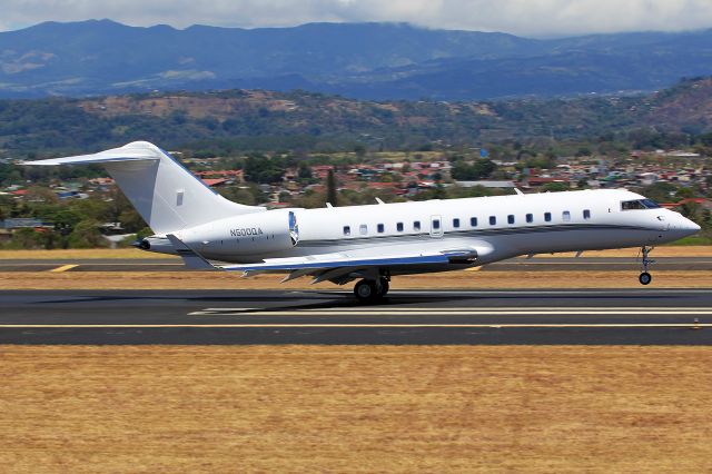 Bombardier Global 5000 (N500QA) - Arriving from FXE and a long way from home!