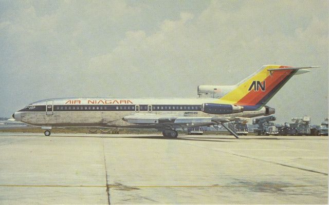 BOEING 727-200 (N8140N) - scanned from postcardbr /Air Niagara