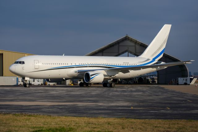 BOEING 767-200 (N767MW)
