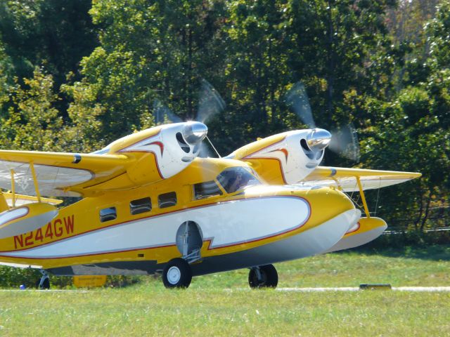 Grumman G-44 Widgeon (N244GW)