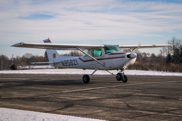 Cessna 152 (N95821)