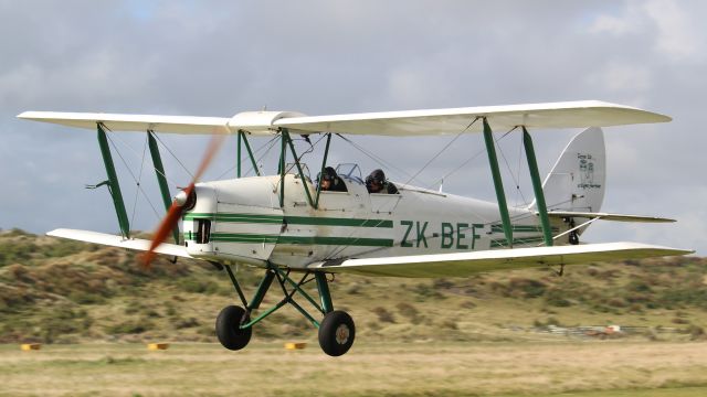 OGMA Tiger Moth (ZK-BEF) - BEF  Landing Grass 29 at Whanganui for a comp 