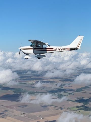 Cessna Skyhawk (N7059G)