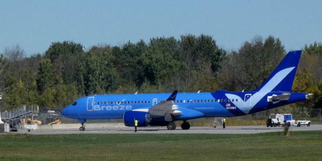 Airbus A220-300 (N239BZ) - Shortly after arriving is this 2024 Breeze Airways Airbus 220-300 in the Autumn of 2025. KIAD-KOGS