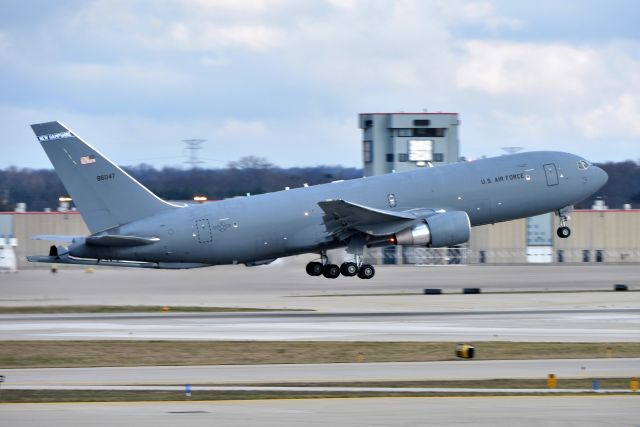 Boeing KC-46 Pegasus (1846047) - 5-L 03-11-23