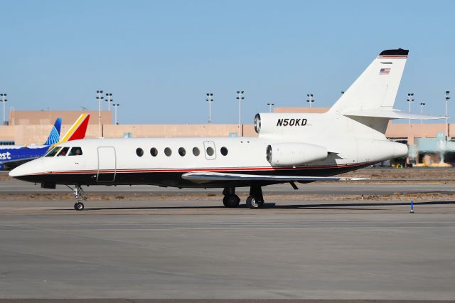 Dassault Falcon 50 (N50KD)