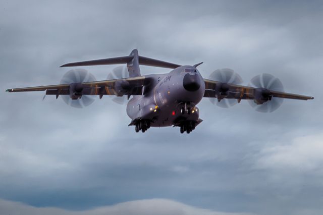 AIRBUS A-400M Atlas (F-WWMZ)