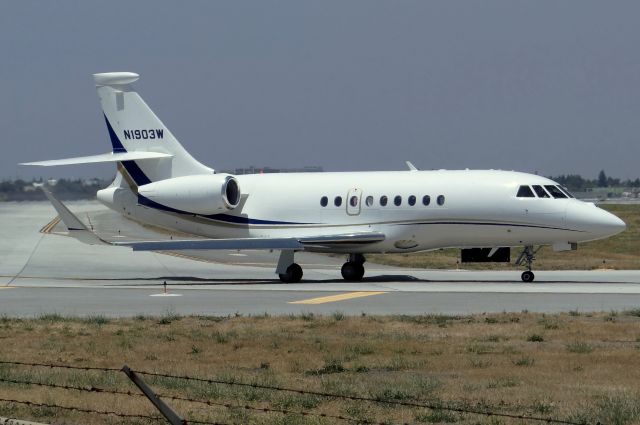 Dassault Falcon 2000 (N1903W)