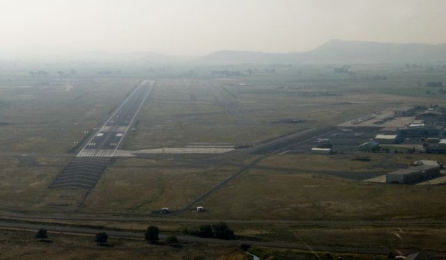 Cessna Skyhawk (C-GSDZ) - A hazy day in Klamath Falls
