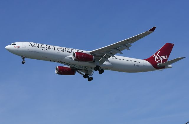 Airbus A330-300 (G-VUFO)