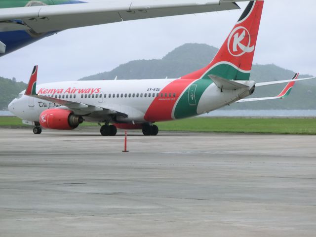 Boeing 737-700 — - Just arrived into Seychelles and while standing outside the CIP lounge saw the flight inbound from Kenya Airways and snapped a photo!  She is a beautiful plane and this route is quite popular, a 3 hour hop from Nairobi into the Seychelles.  Another photo of the HM flight I took from Abu Dhabi follows!