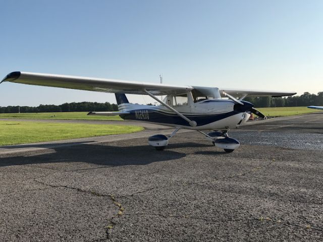 Cessna Commuter (N1241Q)