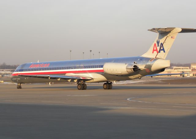 McDonnell Douglas MD-83 (N980TW)