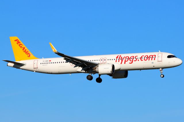Airbus A321neo (TC-RDH)
