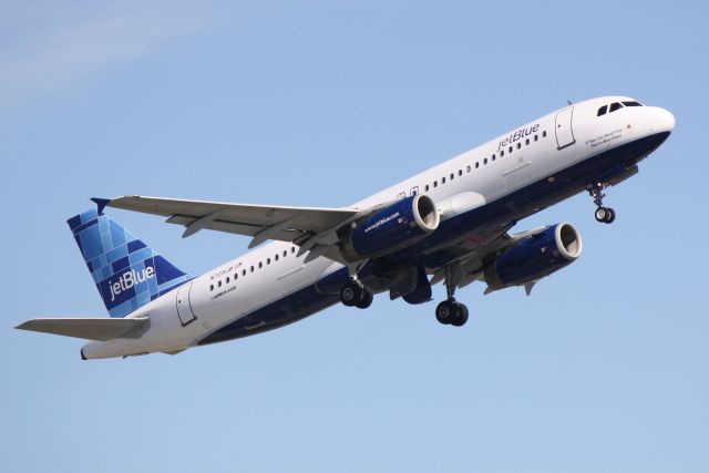 Airbus A320 (N729JB) - JetBlue Flight 164 (N729JB) "If You Can Read This, You're Blue Close" departs Sarasota-Bradenton International AIrport