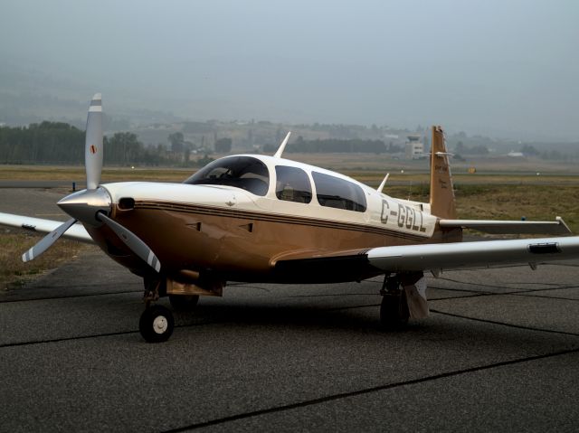 Mooney M-20 (C-GGLL)