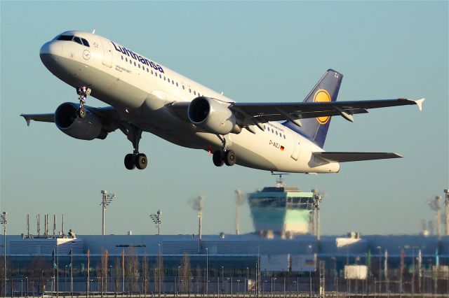 Airbus A320 (D-AIZJ)