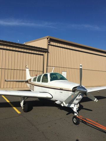 Beechcraft Bonanza (33) (N9105S)