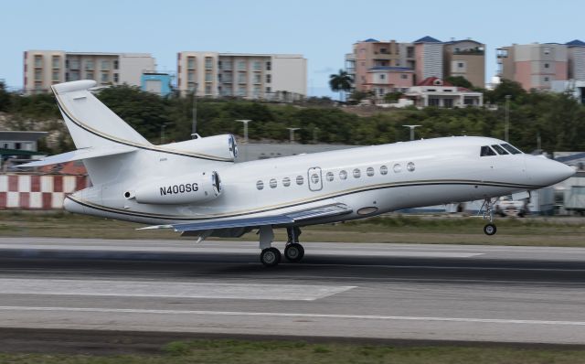 Dassault Falcon 900 (N400SG)